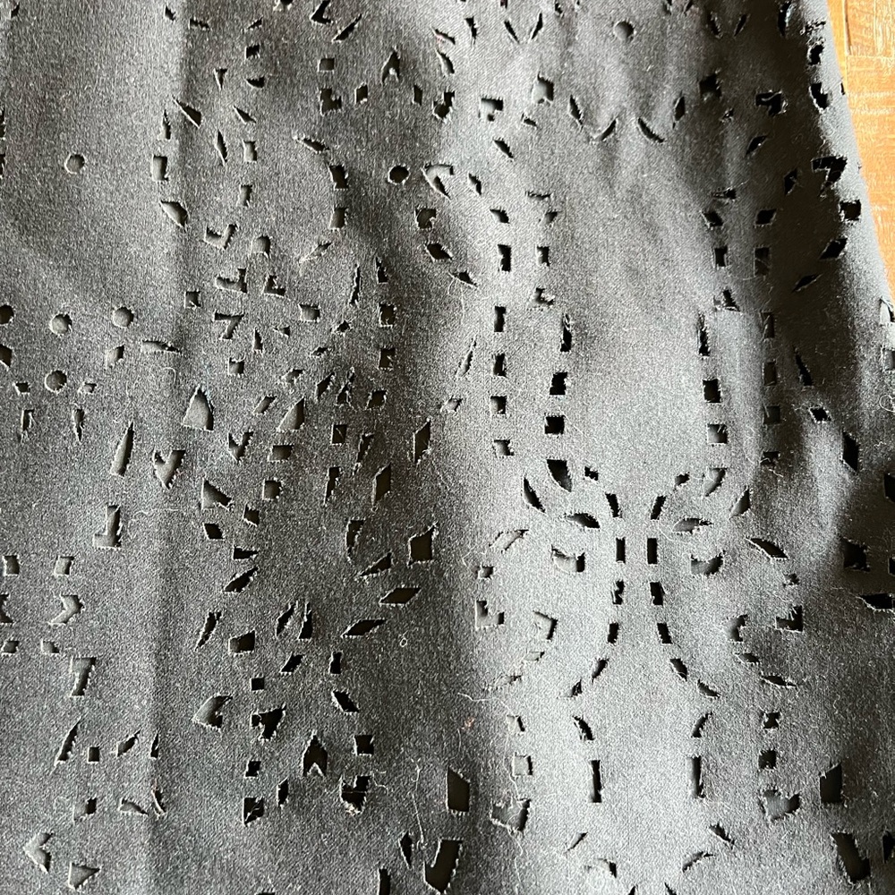 Strenesse Blue wool dress with burn out design sz. 4 - Picture 7 of 7